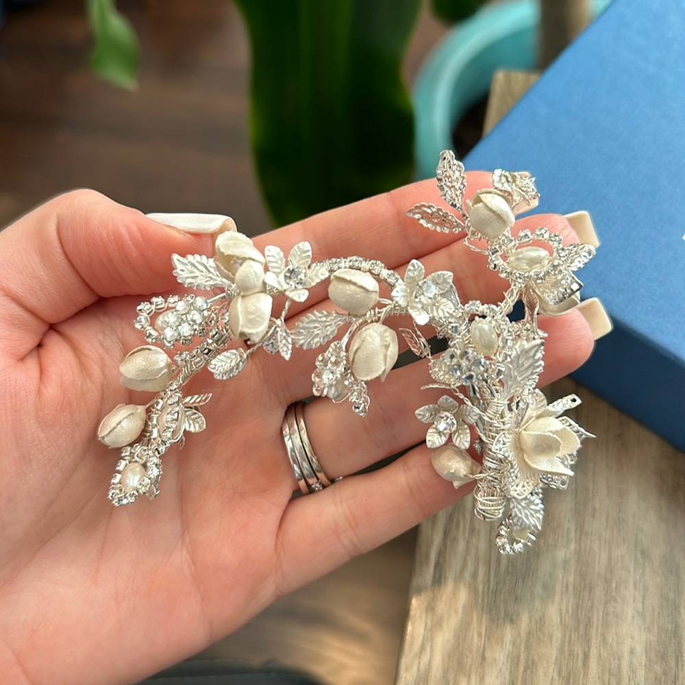 Bel Aire Bridal Hair Clip
